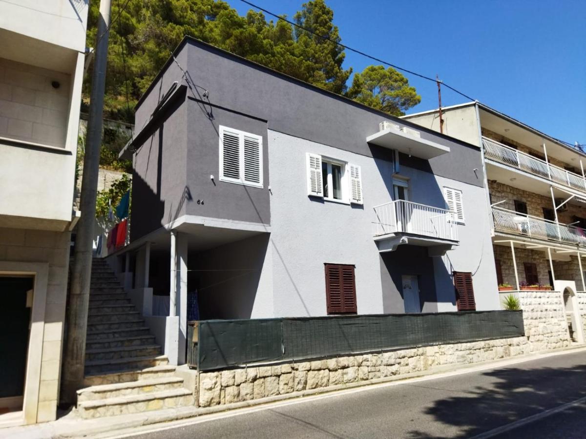 Teta Lidia Krilo Exterior foto